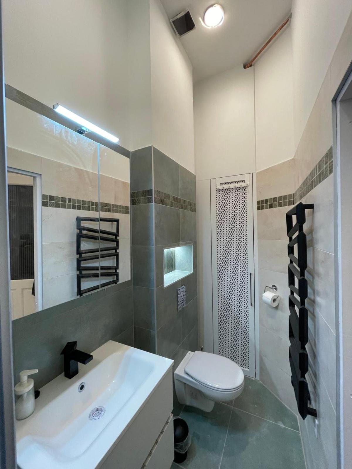 Szekely Apartment Near Deak Ferenc Square With Free Parking In Garage 布达佩斯 外观 照片